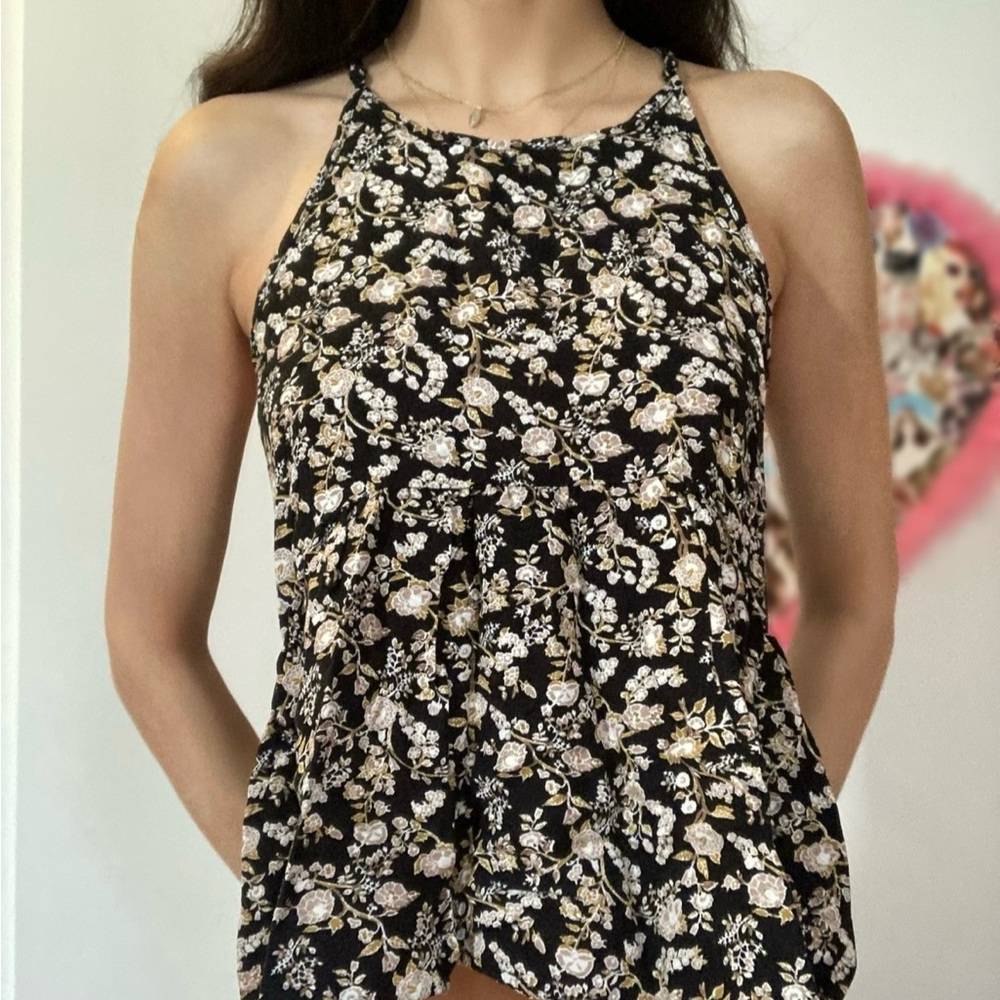 Early 2000s American Eagle floral blouse